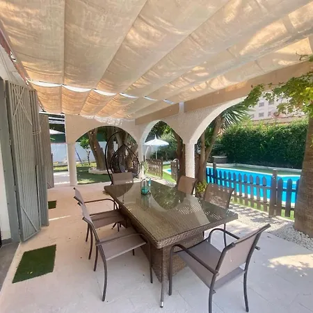 Tatil Evi Mediterranean - Private Pool , Garden & Bbq