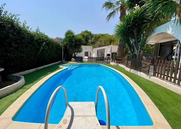 Hogar De Vacaciones Piscina Jardin Encantador Bbq *