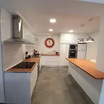 Дом отдыха Mediterranean - Private Pool , Garden & Bbq Кампелло