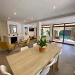 Mediterranean - Private Pool , Garden & Bbq Дом отдыха Кампелло