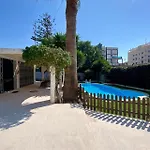 Mediterranean - Private Pool , Garden & Bbq * Кампелло
