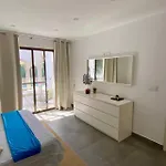 Mediterranean - Private Pool , Garden & Bbq * Кампелло