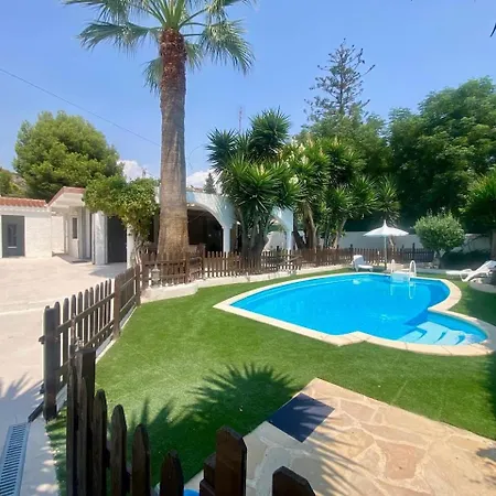 Mediterranean - Private Pool , Garden & Bbq Дом отдыха