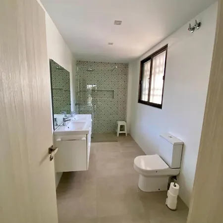 Mediterranean - Private Pool , Garden & Bbq * エル・カンページョ